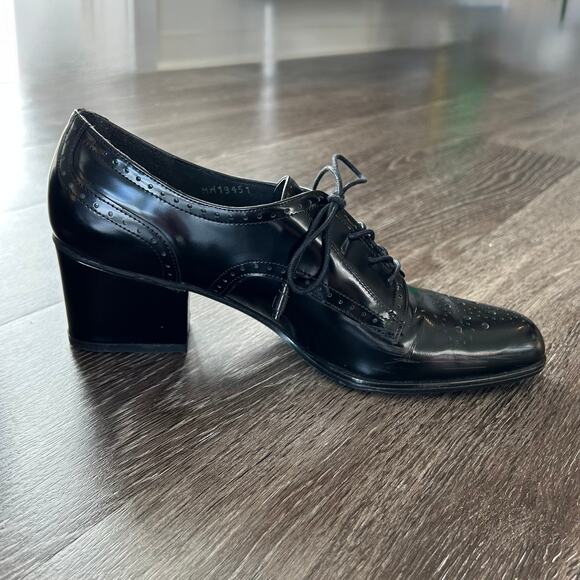 EUC Stuart Weitzman Thomas Black Patent Leather Oxford Heels 8 M Lace Up Brogue - Picture 12 of 16